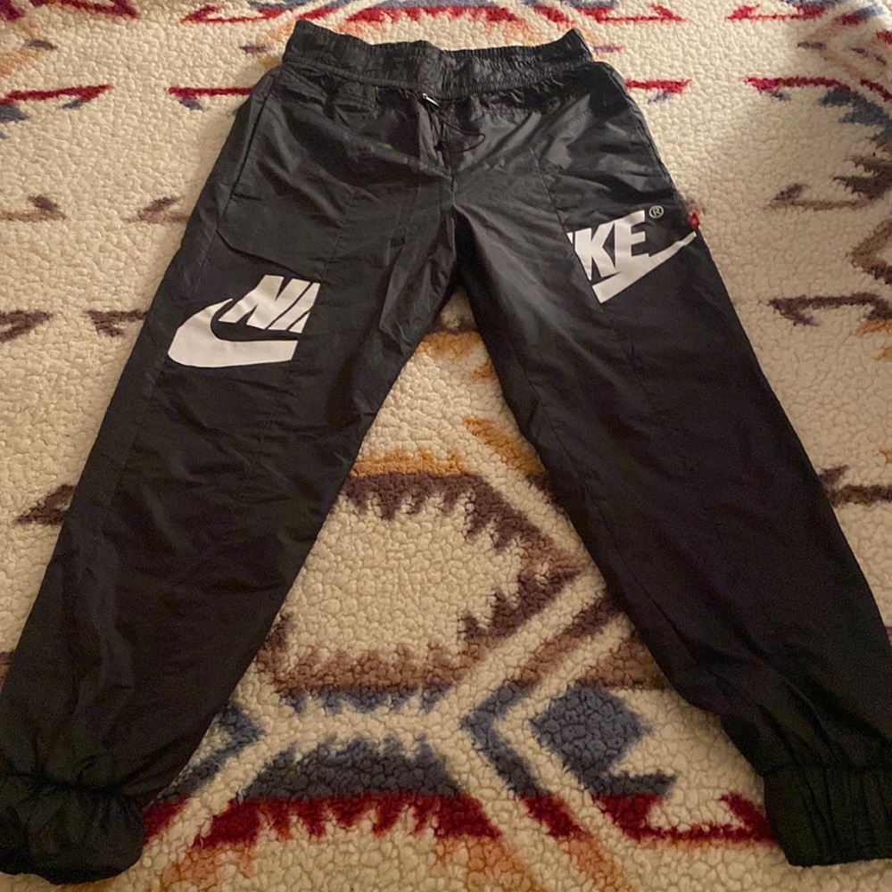 nike athletic drawstring joggers